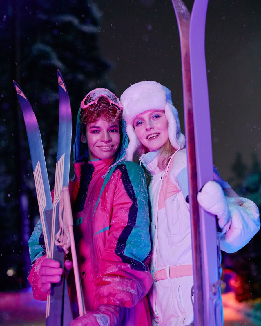 Ski resort atmosphere — Snow Mountains
